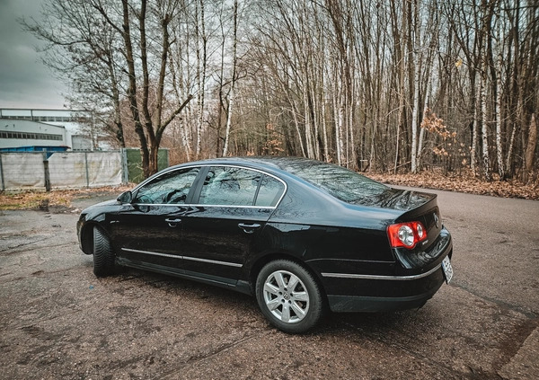 Volkswagen Passat cena 18000 przebieg: 128000, rok produkcji 2007 z Łódź małe 121